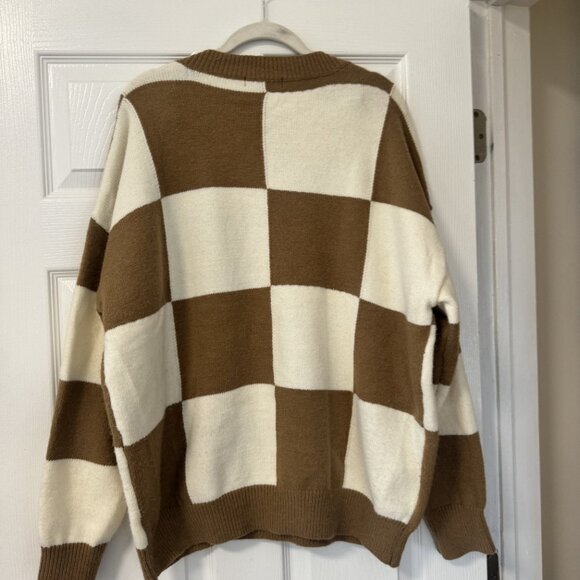 FORE Collection Brown and White Checkered Sweater - Picture 2 of 4